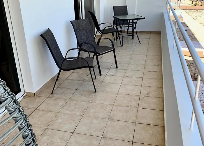 Nissi 3 E8 Pool View Appartamento