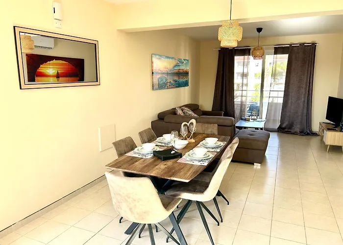 Nissi 3 E8 Pool View * Ayia Napa